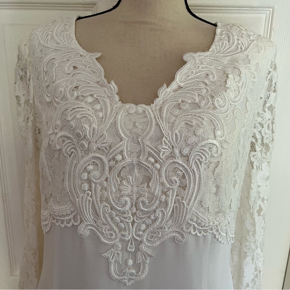 Jessica McClintock Ivory Lace Wedding Dress (14) - Picture 7 of 13